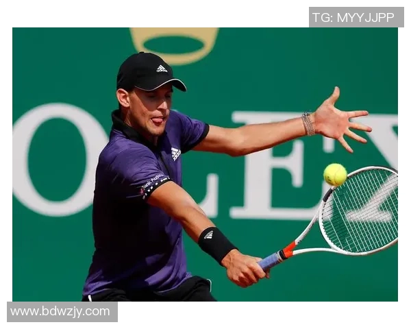 南京网球队在大师赛积分榜上以73分稳居第一名展现强劲实力