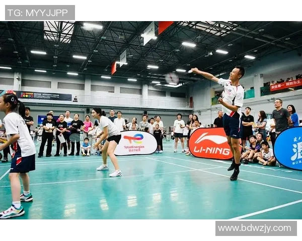 羽毛球的魅力与团结精神西安羽毛球队的协作之道探秘