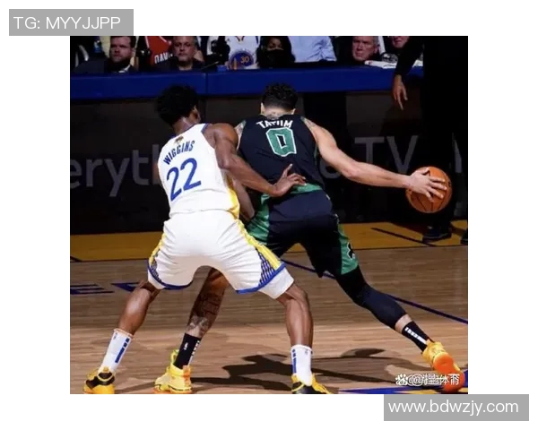 拉塞尔与塔图姆的对决谁能在NBA赛场上笑到最后