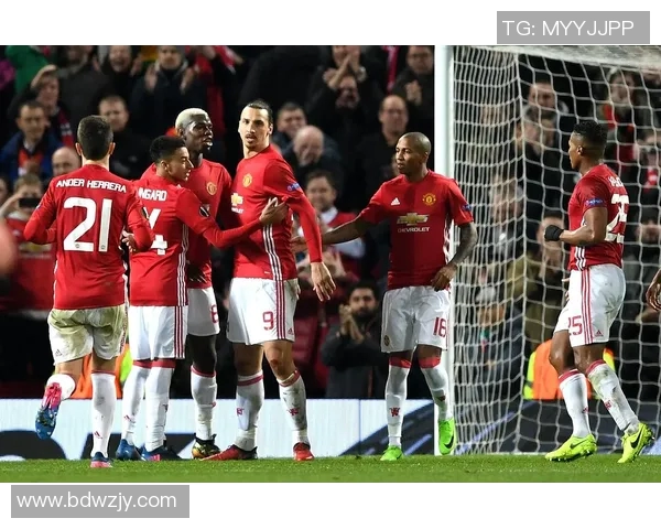 曼联主场逆转曼城精彩对决以四比二赢得胜利再现红魔风采