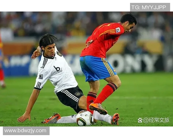 皇马与巴萨巅峰对决解析球迷热议经典战役背后的故事与影响