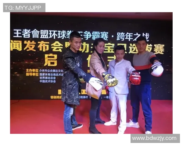 玛雅与伍德利的巅峰对决谁将成为拳坛新王者的传奇之战