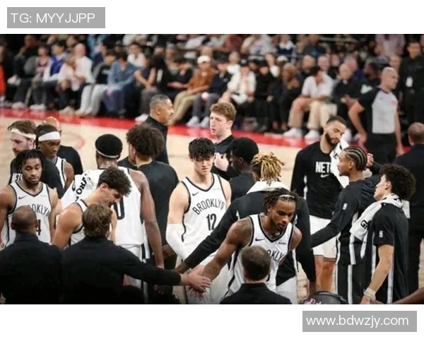 篮网与湖人激战在即NBA赛程精彩对决引发球迷热情期待 篮网与湖人激战在即NBA赛程精彩对决引发球迷热情期待