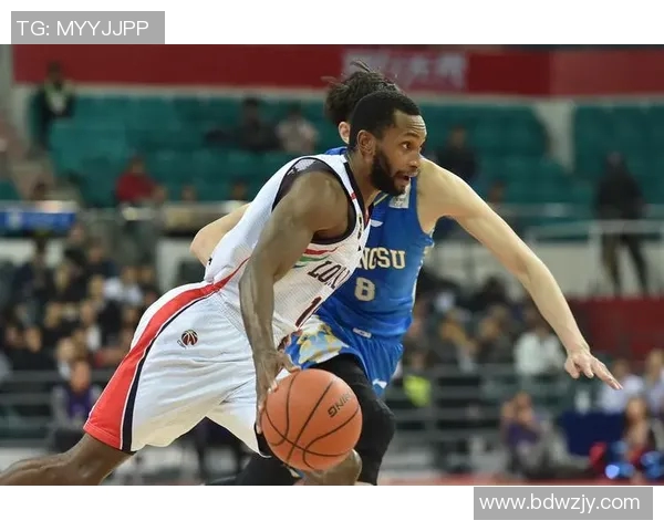 广州恒大与辽宁队激战正酣精彩直播全程回顾与分析