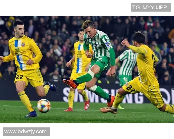 马德里竞技与莱切城激战正酣谁能在欧战中笑到最后