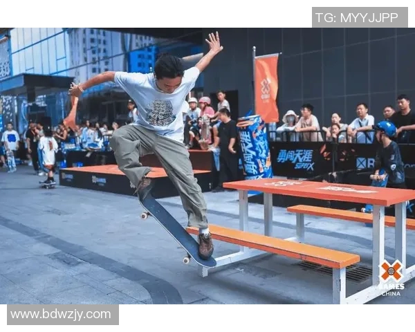 武汉滑板队荣耀第六名滑板技术排行榜引发热议与关注 武汉滑板队荣耀第六名滑板技术排行榜引发热议与关注