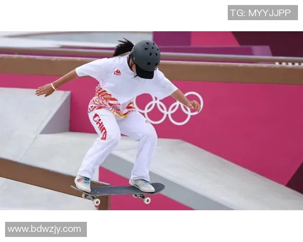 深圳街舞队在滑板精英赛中以98分稳居积分榜首位